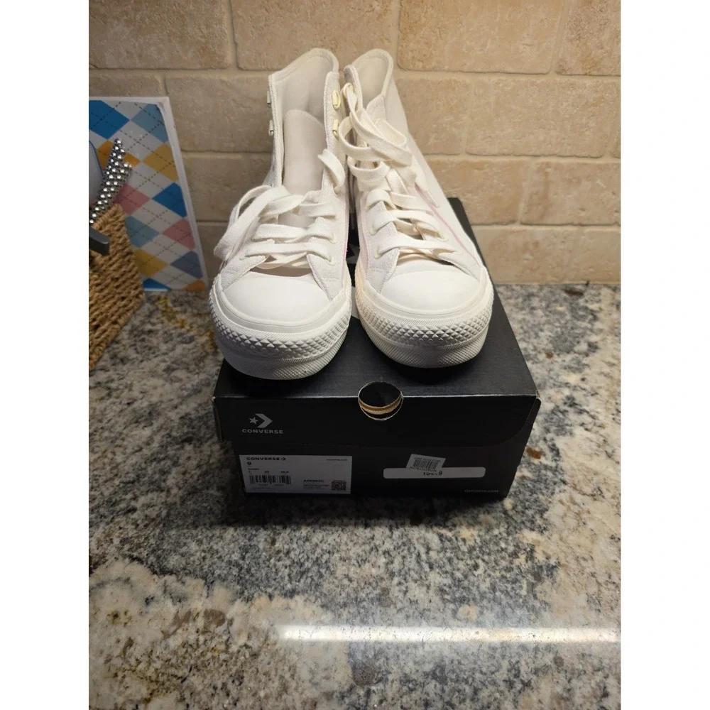 Converse Platform Pink White Women's Size 9 Sneakers Shoes A05962C High Top